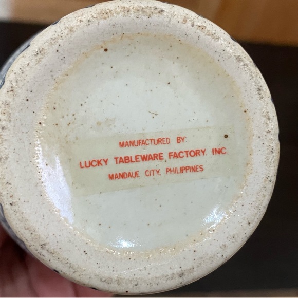 Vintage Asian Blue/White Ceramic Porcelain 5.25” Vase - Picture 15 of 15